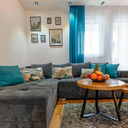 Lvs * Ζλάτιμπορ